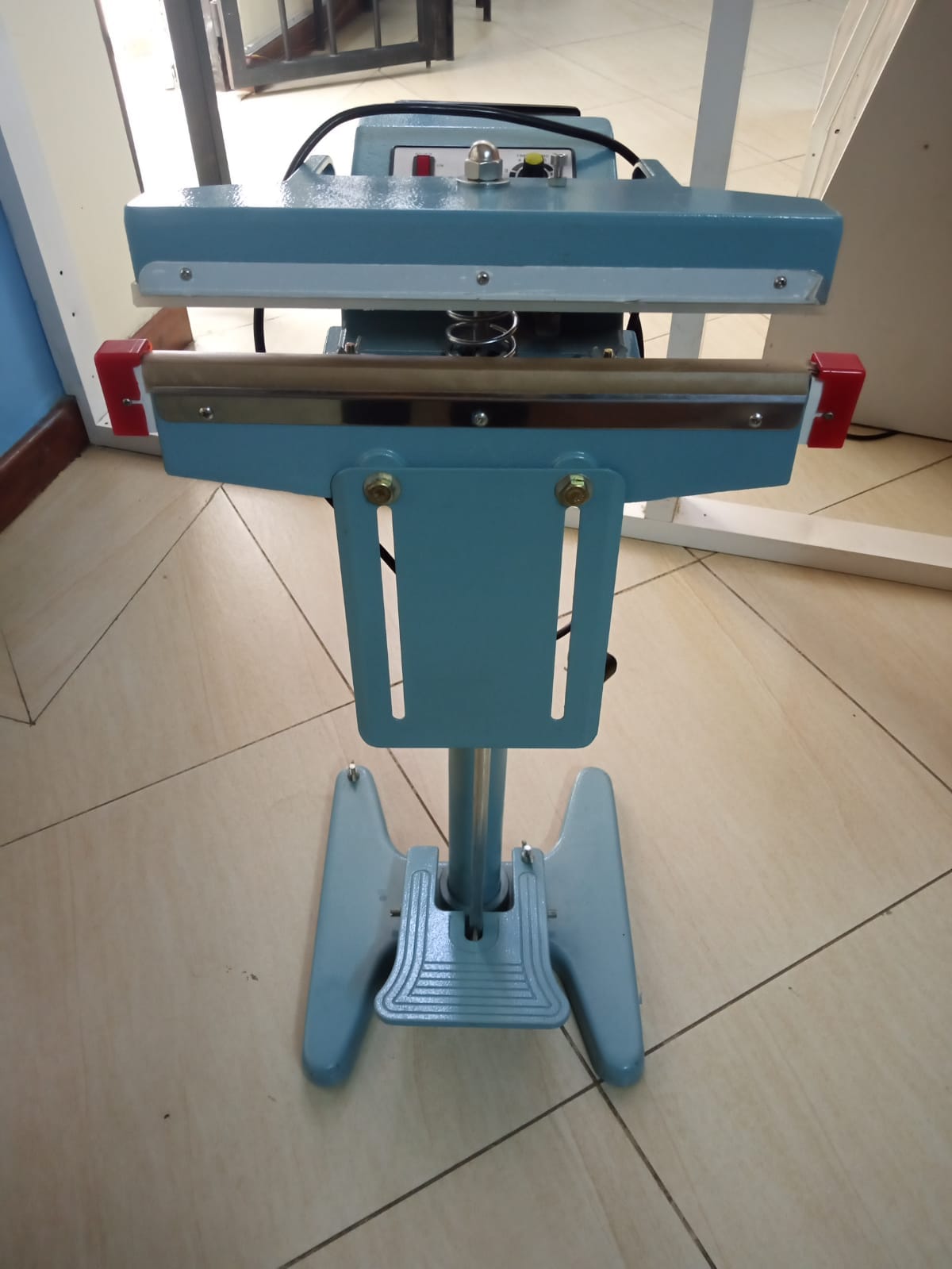 Zhejiang Tianyu Industry Co., Ltd Supplier Factory Manufacturer Make and Export Single Jaw Heating Impulse sealer Foot Operated Impulse Heat Sealer With Coding PFS-Series Foot Pedal Sealing Make Poly Tubing Machine